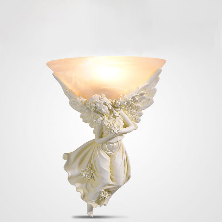 Traditionelle europäische Harz Engel Flügel Glas Tasse Schatten 1-Licht Wandleuchte Lampe für Wohnzimmer 