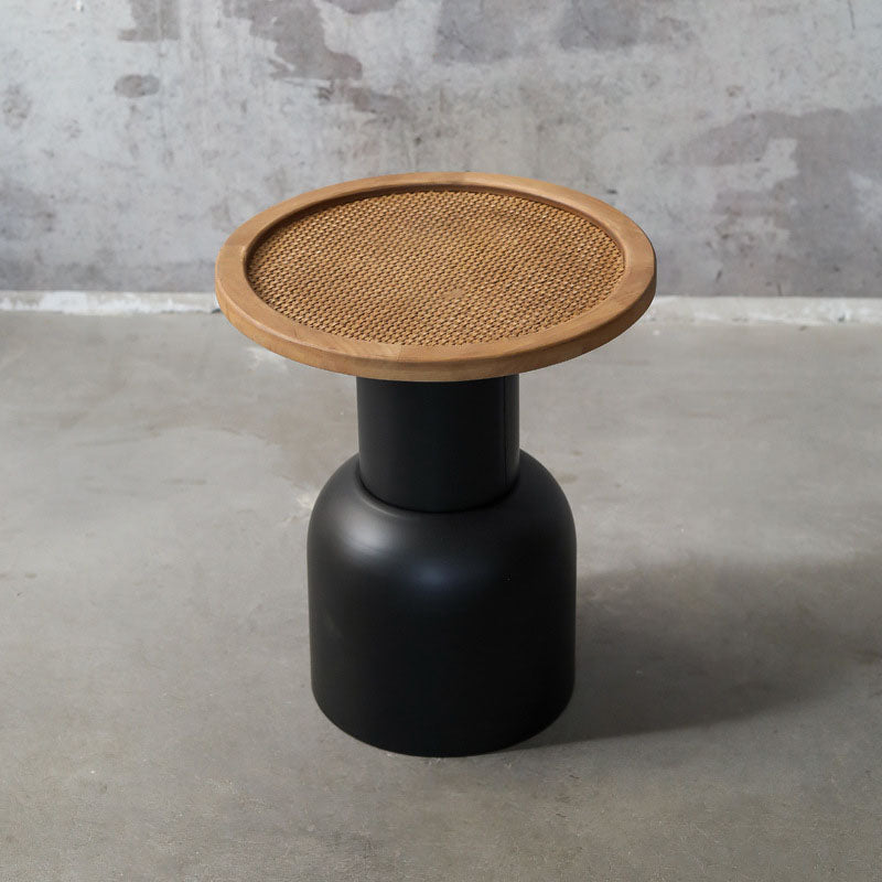 Traditional Vintage Round Rattan Iron Pine Coffee Table 1-Tier For Living Room