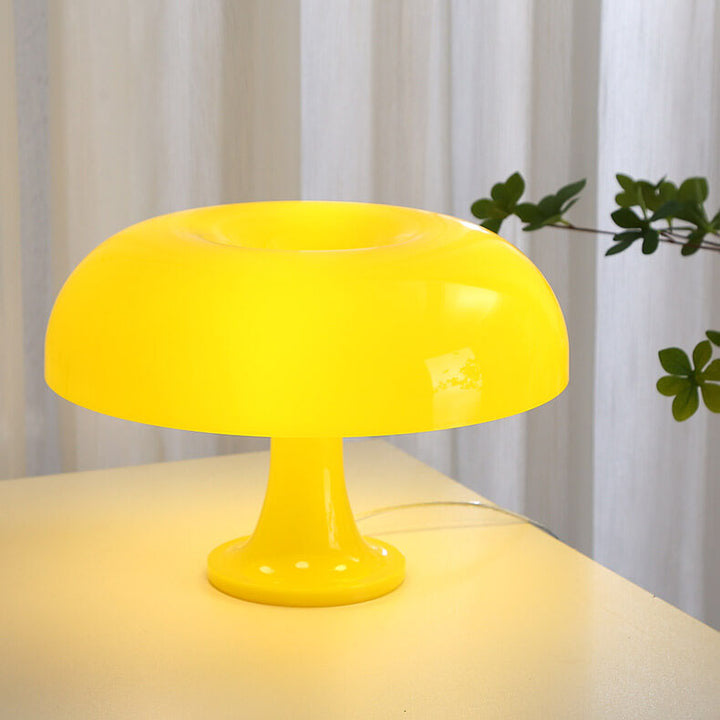 Moderner minimalistischer Pilz-Polyester-Carbonat-Tischlampe mit 4 Lichtern 