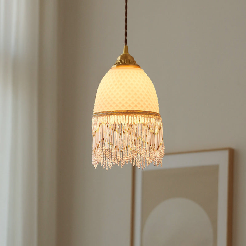 Lámpara colgante de 1 luz de cobre con cristal ovalado tradicional europeo con borla para dormitorio 