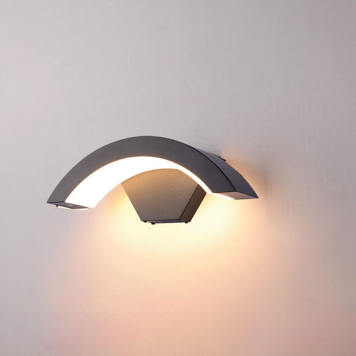 Zeitgenössische industrielle wasserdichte menschliche Sensor-Aluminium-Mondform-LED-Wandleuchterlampe für die Terrasse im Freien 