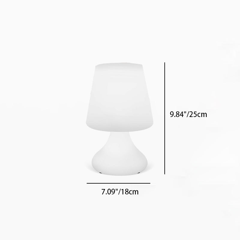مصباح طاولة LED USB بشكل كأس PE حديث وبسيط للإضاءة الليلية للفناء الخارجي 