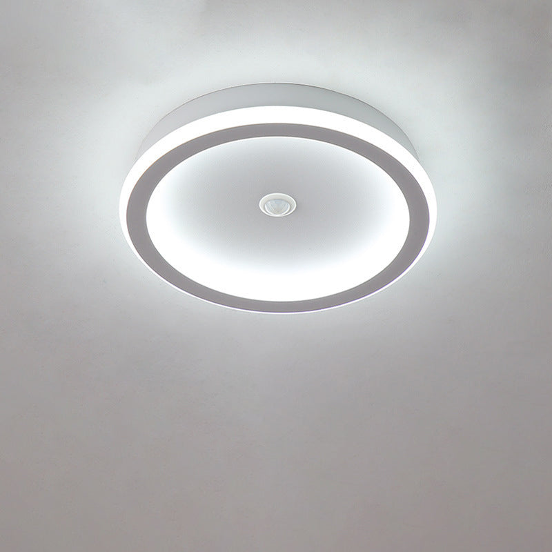 Plafonnier LED en fer aluminium PVC à montage affleurant rhombique rond minimaliste moderne pour salon 
