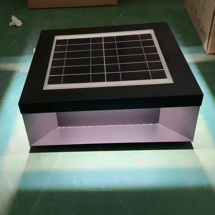 Moderne minimalistische einfache Edelstahl-Glas-Würfel-LED-Solar-Außenlandschaftsleuchte für die Außenpatio 