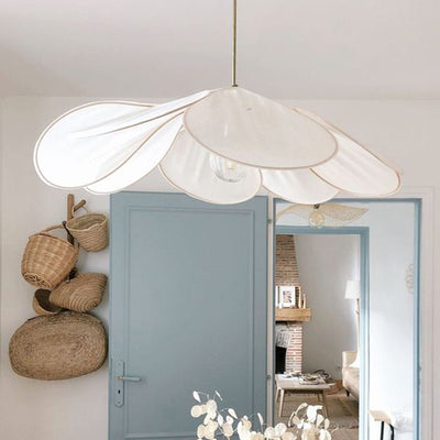 Contemporary Boho Petal Fabric Lampshade 1-Light Pendant Light For Living Room