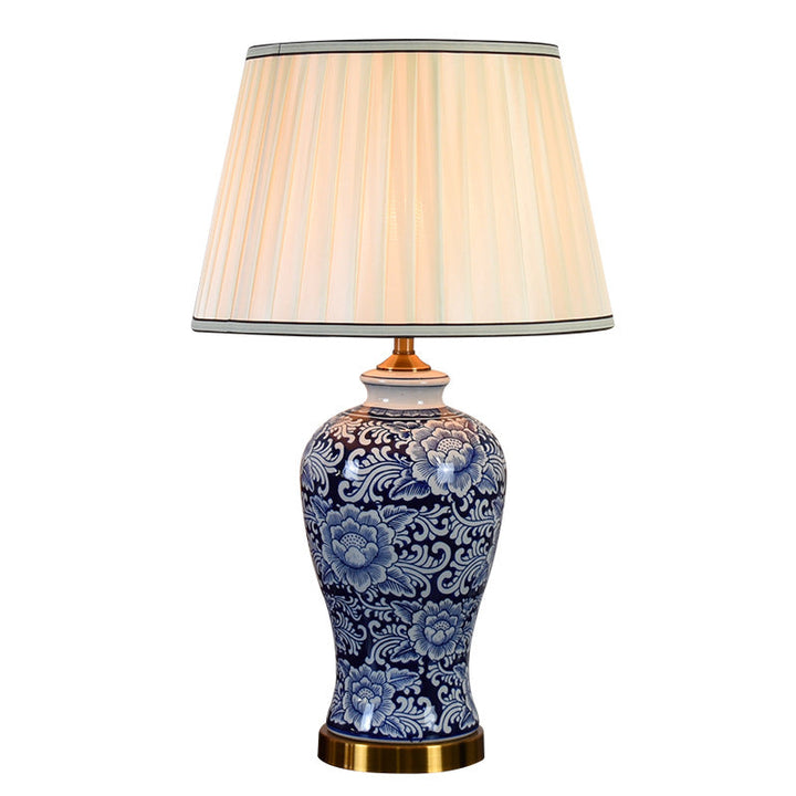 Abat-jour en tissu chinois traditionnel peint à la main avec une base en céladon 1-lampe pour salon 