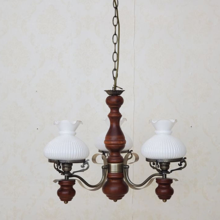Chandelier traditionnel rustique en fer à fleurs rondes en bois massif à 3 lumières pour salon 