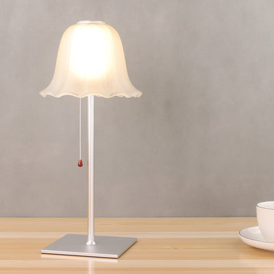 European Simple Glass Pod Pleated Shade Pull Cord LED Table Lamp