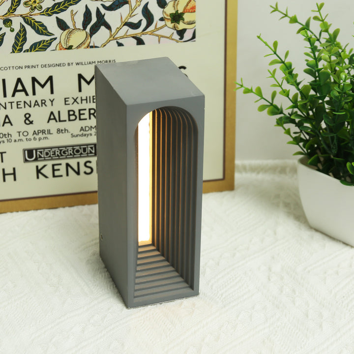 Moderne minimalistische rechteckige Zement-USB-LED-Tischlampe 
