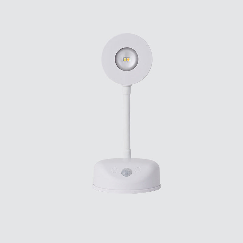 Moderne minimalistische LED-Wandleuchte aus ABS mit USB-Ladefunktion für das Schlafzimmer 