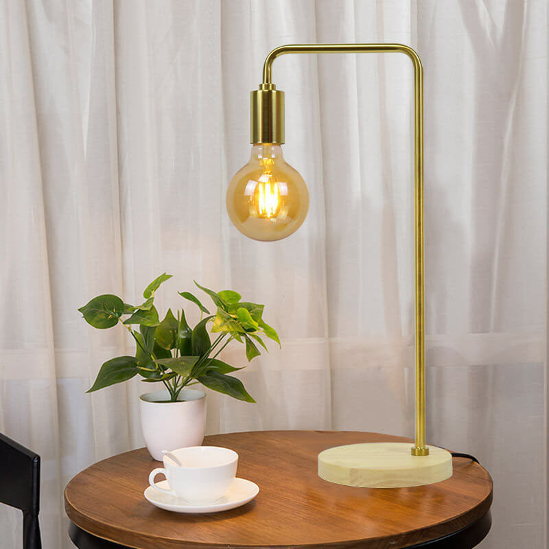 Reloj retro europeo de hierro electrochapado con base de madera y lámpara de mesa de 1 luz 