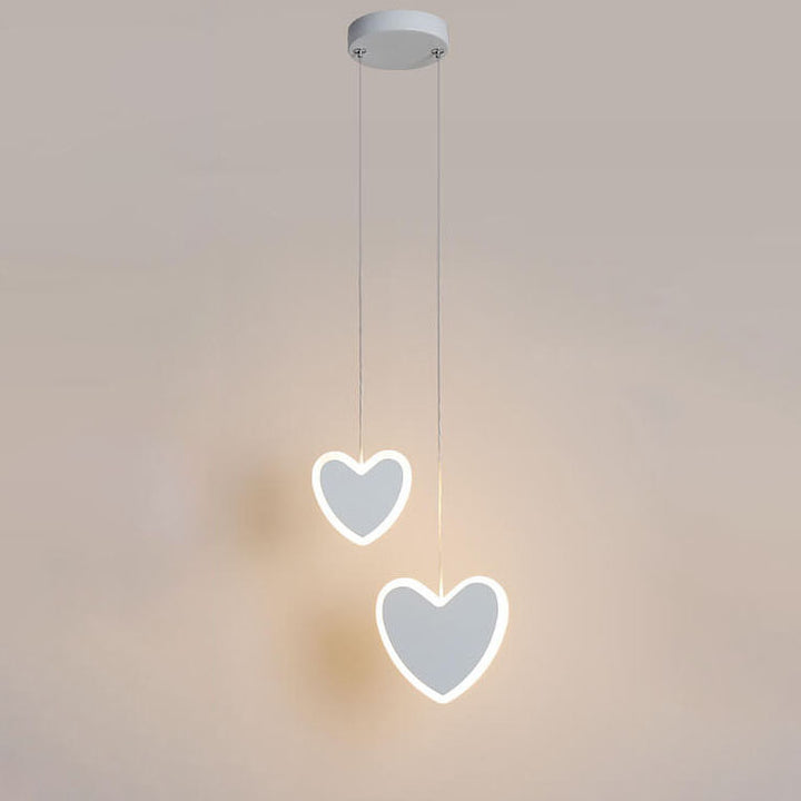 Moderner minimalistischer Herz-Schmetterling-Blumen-Acryl-LED-Kronleuchter 