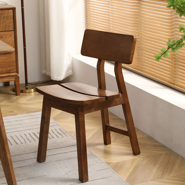 Chaise de salle à manger contemporaine en bois de frêne nordique avec dossier carré rectangulaire pour salle à manger 