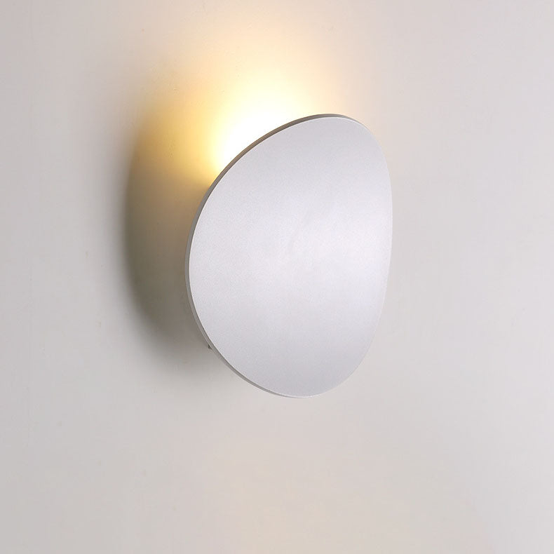 Moderne minimalistische gebogene runde Aluminium-LED-Wandleuchte 