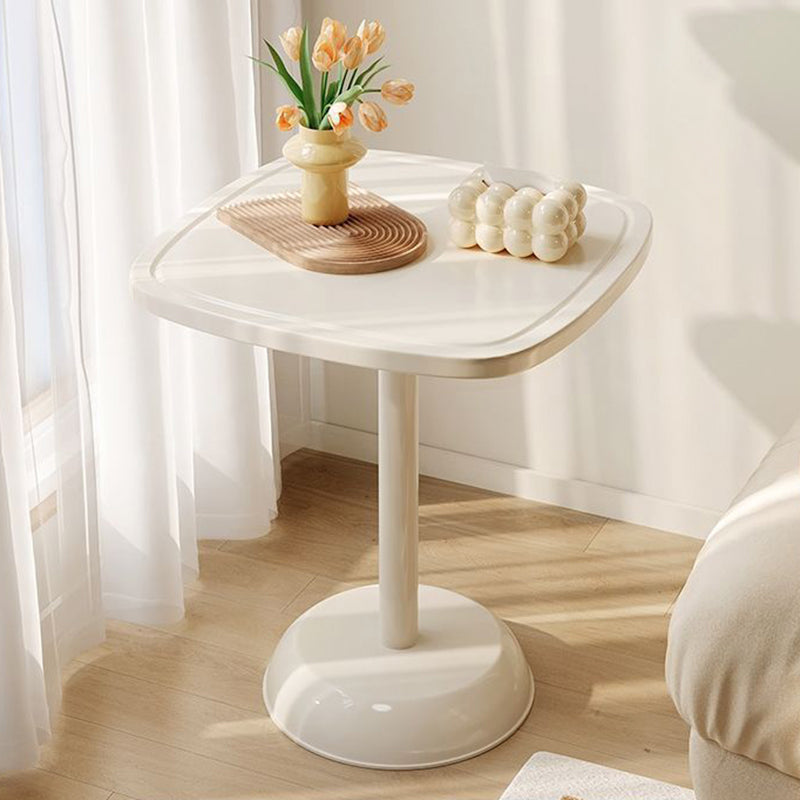 Moderner minimalistischer quadratischer runder Sockel PP Beistelltisch für das Wohnzimmer 