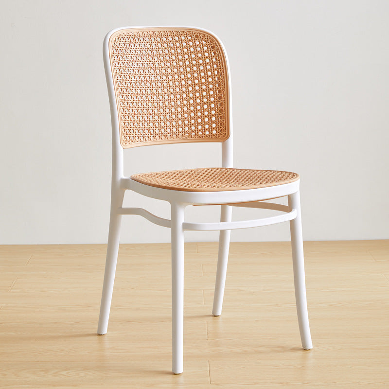 Silla de comedor de plástico de ratán cuadrada minimalista moderna para comedor 