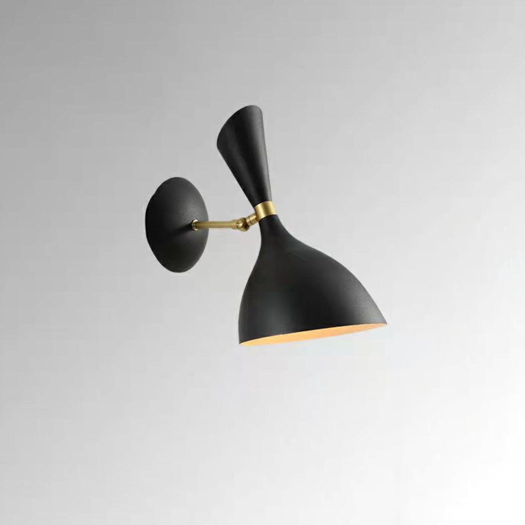 Applique murale moderne minimaliste à base évasée en fer à 1 lumière pour chambre à coucher 