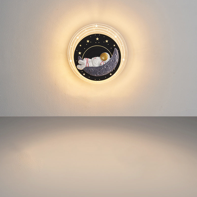 Lámpara de Aplique de Pared LED Redonda con Astronauta de Resina y Luna Estrellada Creativa Contemporánea para Sala de Estar 