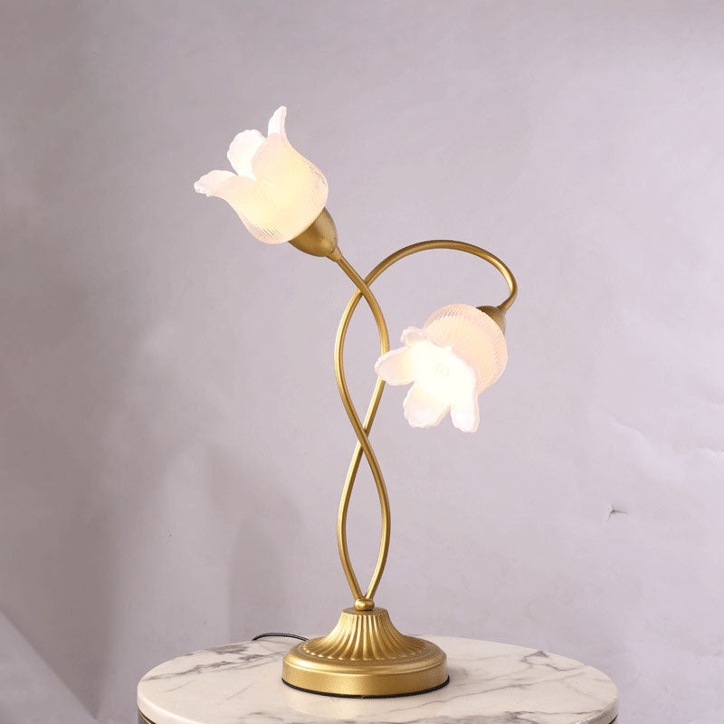 Moderne Art Deco Blumen Eisen Glas 2-Licht Tischlampe für Wohnzimmer 