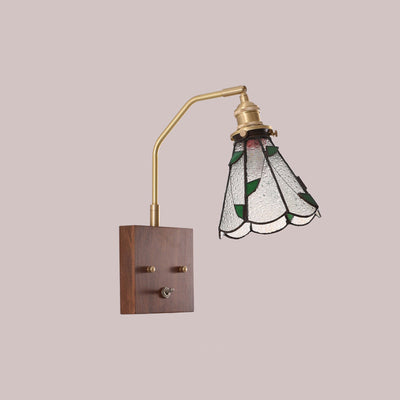 Applique murale contemporaine rétro à cône carré en cuivre, bois et verre avec 1 lumière pour salon 