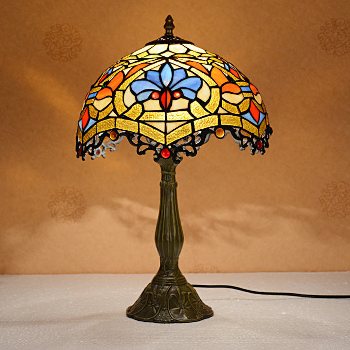 Lampe de table 1 lumière en verre teinté en alliage de style Tiffany traditionnel pour chambre 