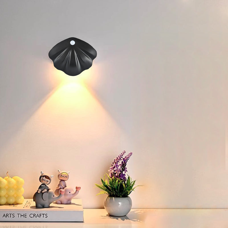 Applique murale LED rechargeable en ABS étanche à la simplicité moderne pour patio extérieur 