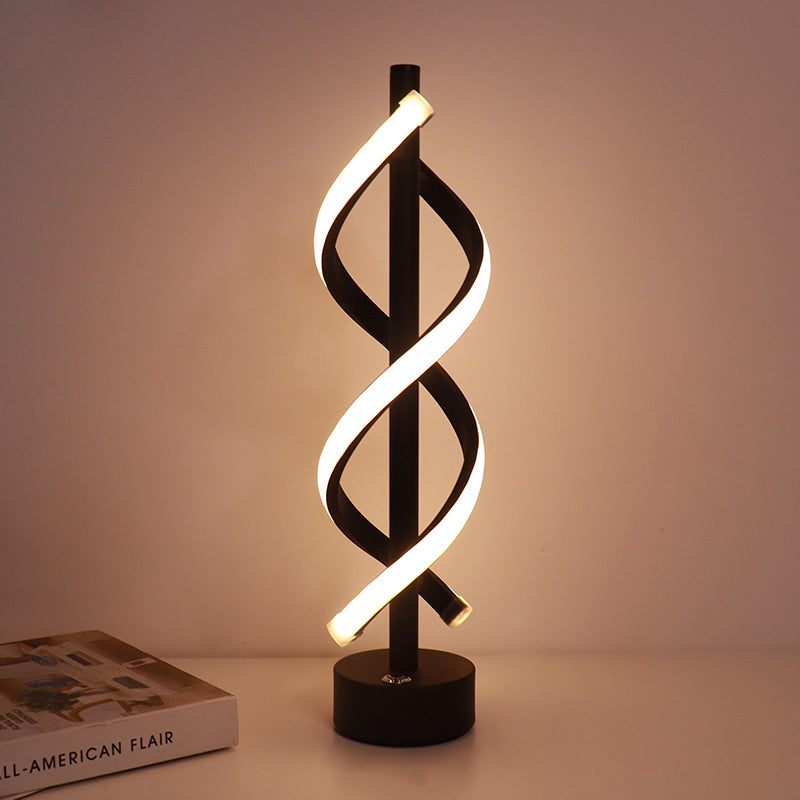 Zeitgenössische nordische Doppelspirale, die Eisenstreifen LED-Tischlampe für Schlafzimmer umwickelt