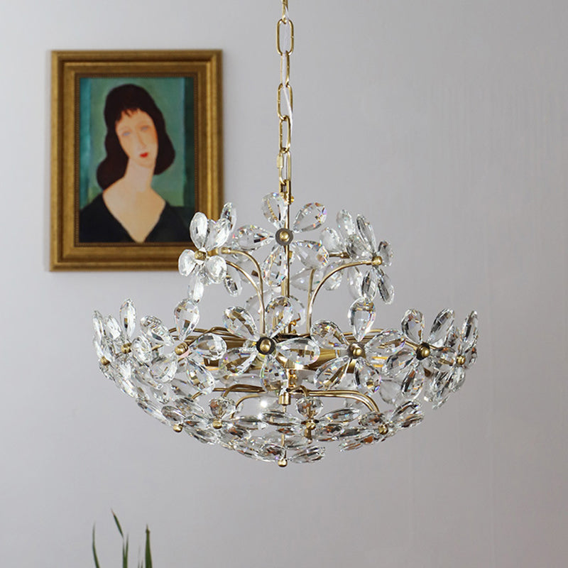 Lustres traditionnels français en cuivre et fer avec fleurs en cristal hémisphériques à 6/8 lumières pour chambre 