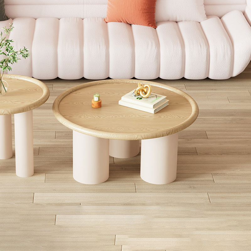 Moderner minimalistischer runder Couchtisch aus umweltfreundlichem Holzwerkstoff mit 4 Beinen für das Wohnzimmer 