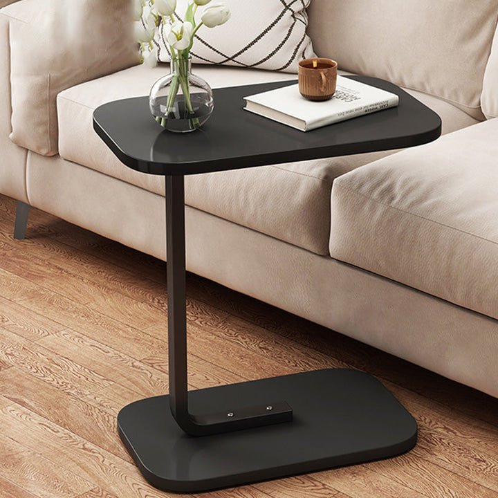 Zeitgenössischer nordischer rechteckiger MDF-Stahl-Couchtisch für das Wohnzimmer 