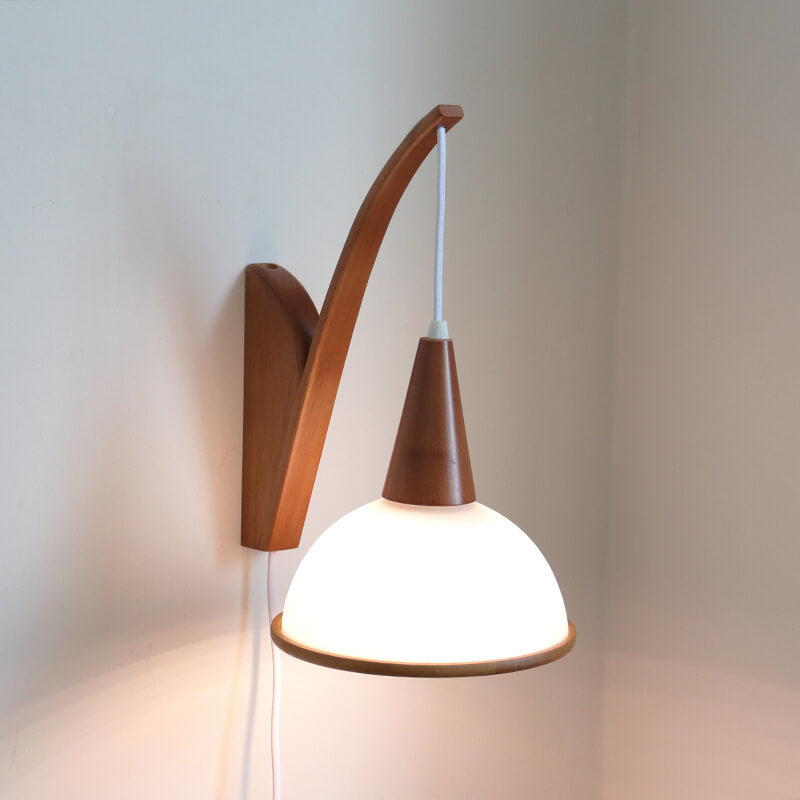Japanese Minimalist Solid Wood Pleated Fabric Umbrella Shade 1-Light Wall Sconce Lamp