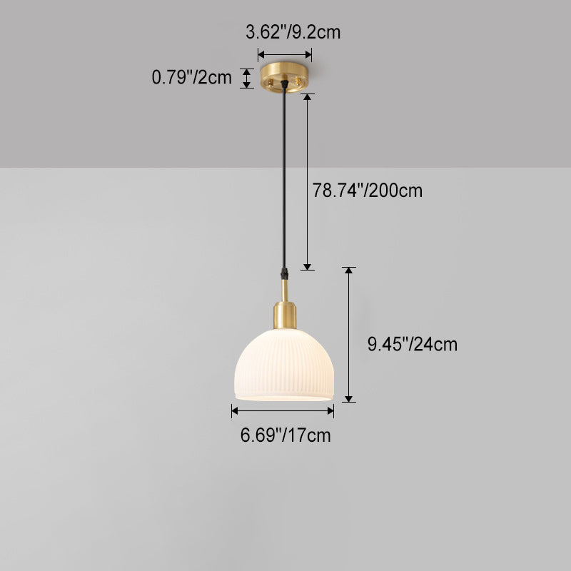 Luminaire suspendu à 1 lumière en verre nervuré rond avec cadre en laiton antique pour salle à manger 