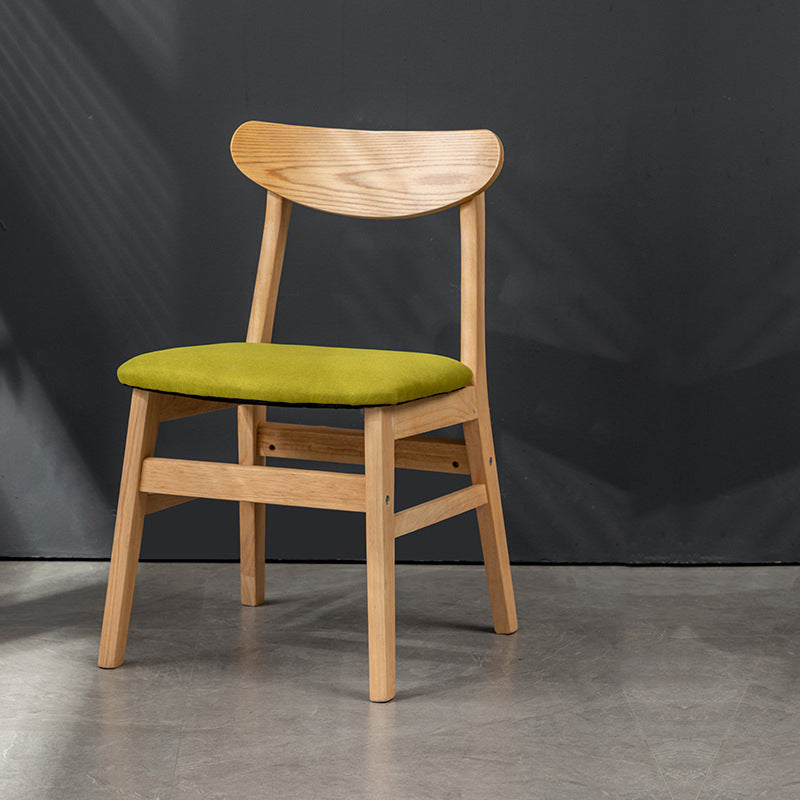 Chaise de salle à manger contemporaine rétro carrée avec dossier en lin rembourré et cadre en bois pour salle à manger 