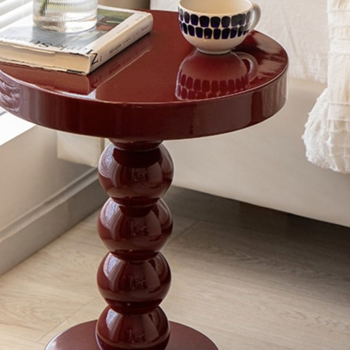 Table basse ronde vintage traditionnelle en bois perlé pour salon 