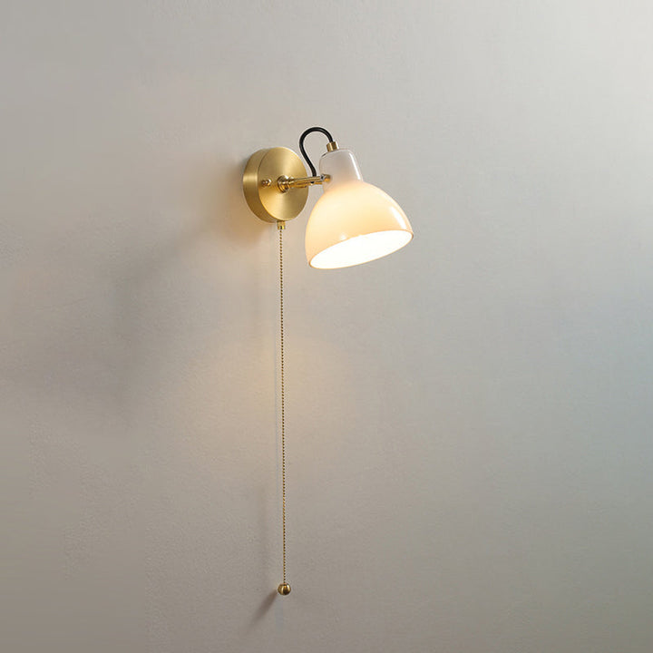 Lámpara Aplique de Pared de 1 Luz Cónica Redonda de Vidrio y Madera de Cobre de Simplicidad Contemporánea para la Mesita de Noche 