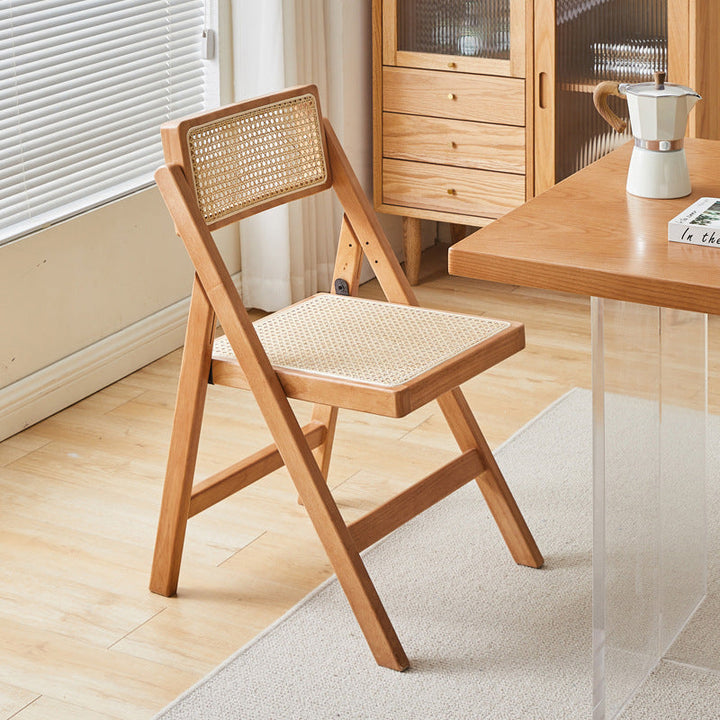 Silla de comedor vintage tradicional cuadrada de ratán PE y madera de caucho con respaldo para comedor 