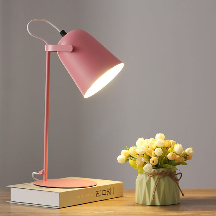 Nordic Macaron Farbe Kreatives Eisen-Eimer-Design 1-Licht Tischlampe 