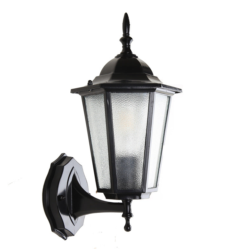 Zeitgenössische industrielle sechseckige Aluminiumrahmen Milchglas 1-Licht Außenwandleuchte Lampe für Garten 