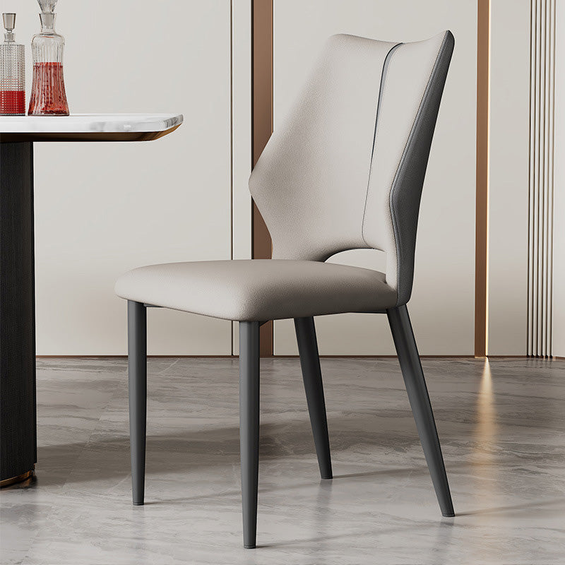 Zeitgenössischer Luxus Esszimmerstuhl aus quadratischem Mikrofaserleder und Karbonstahl mit Rückenlehne für das Esszimmer 