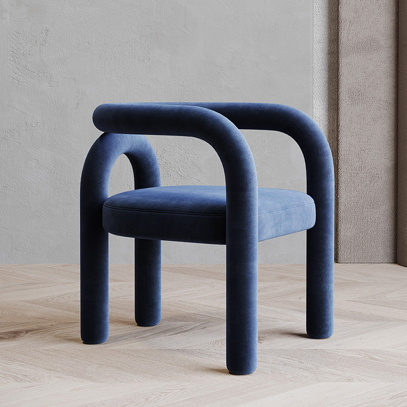 Chaise contemporaine en velours scandinave incurvé avec dossier en acier au carbone pour salon 