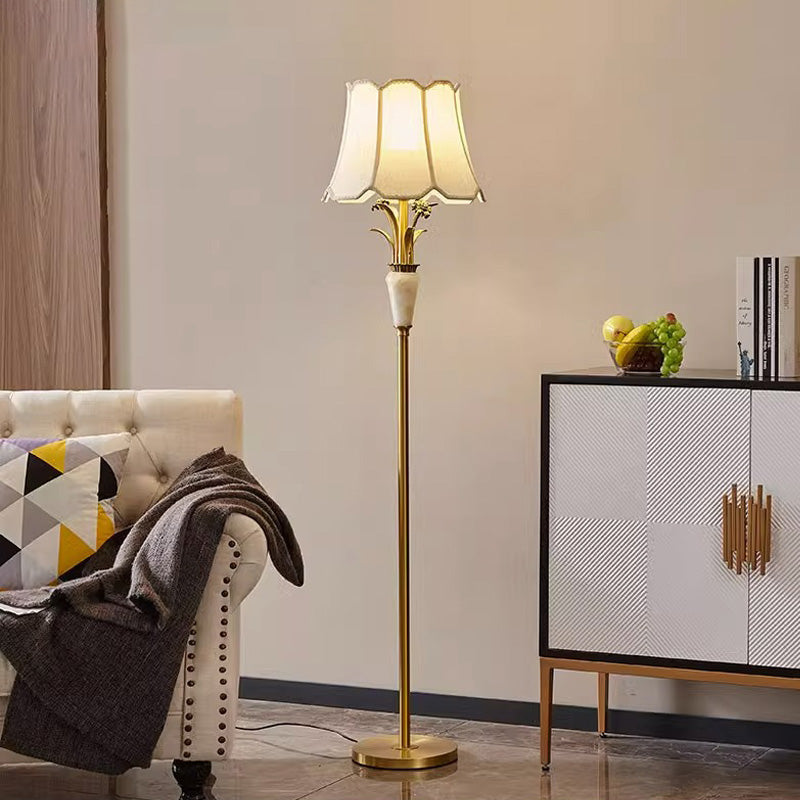 Abat-jour en tissu de luxe contemporain Jade Base sculptée en cuivre 1 lumière Lampadaire pour maison ou bureau 