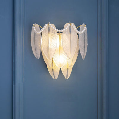 Lámpara Aplique de Pared de 1 Luz de Hierro y Vidrio con Pluma Creativa Contemporánea para Dormitorio 