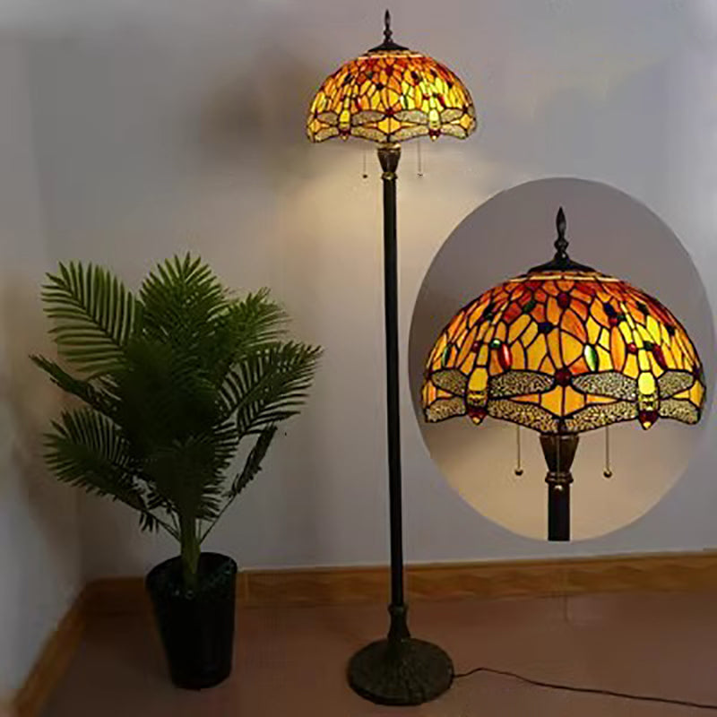 Lámpara de pie de 3 luces de vidrio de hierro con columna tradicional Tiffany para sala de estar 