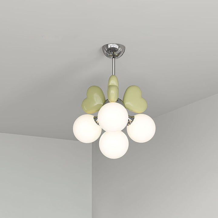 Moderne minimalistische Creme Orb Herz Hardware Harz PE 4/6 Licht Kronleuchter für Wohnzimmer 