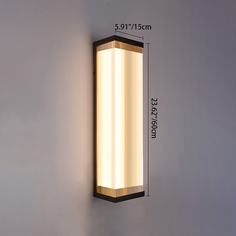 مصباح حائط خارجي LED مستطيل مقاوم للماء من الفولاذ المقاوم للصدأ والأكريليك بتصميم حديث وبسيط للفناء الخارجي 