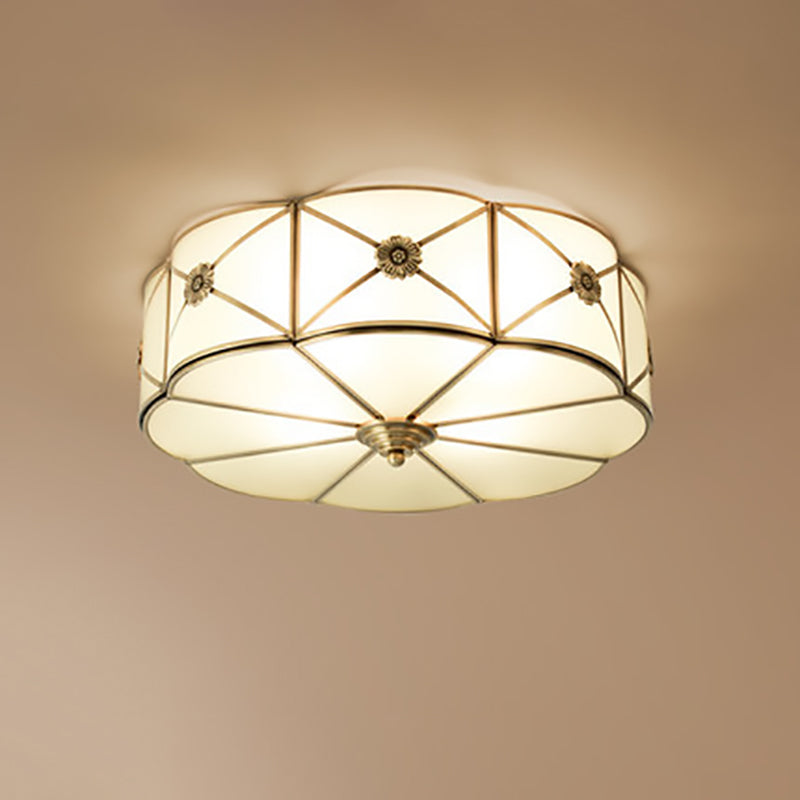 Traditionelle europäische Messingglas-Deckenleuchte, rund, handgeschnitzt, 3/4/6 Lichter, Unterputz-Deckenleuchte für Wohnzimmer 