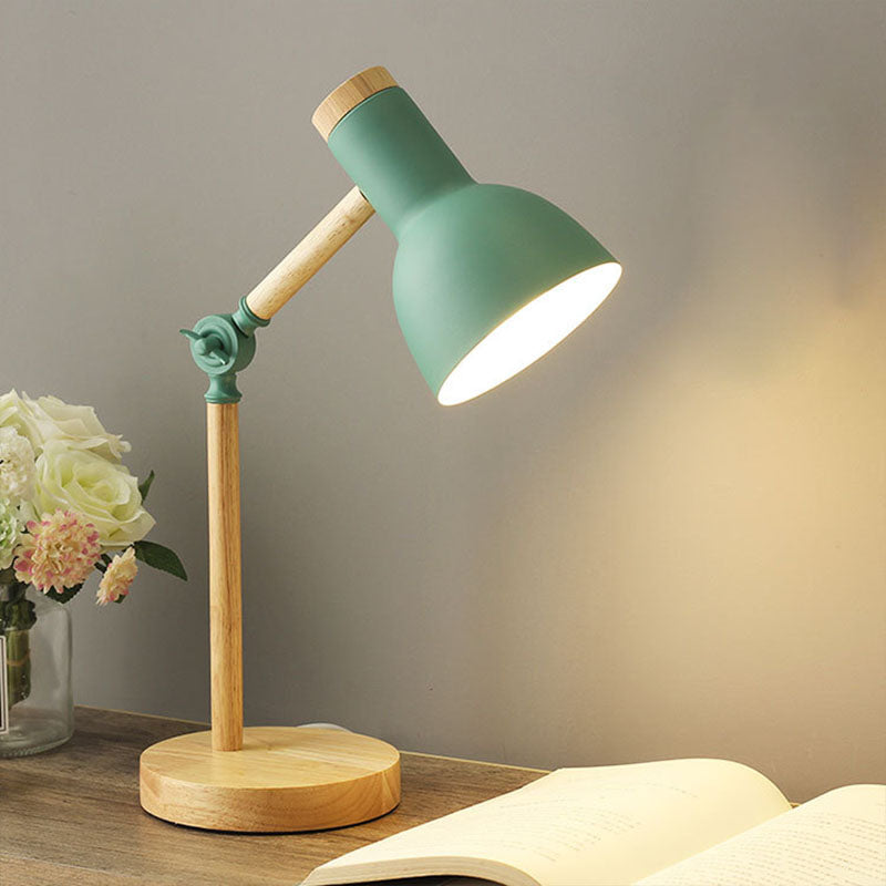 Lampe de table contemporaine nordique avec abat-jour en fer semi-circulaire et base en bois à 1 lumière pour étude 