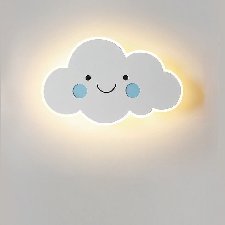 Lámpara de pared LED para niños con pantalla de acrílico de hierro en forma de nube sonriente creativa contemporánea para dormitorio 