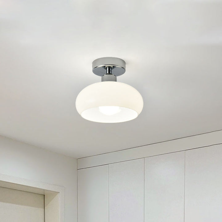 Moderne Einfachheit Runde Hardware Glas 1-Licht Semi-Flush Mount Deckenleuchte für das Schlafzimmer 
