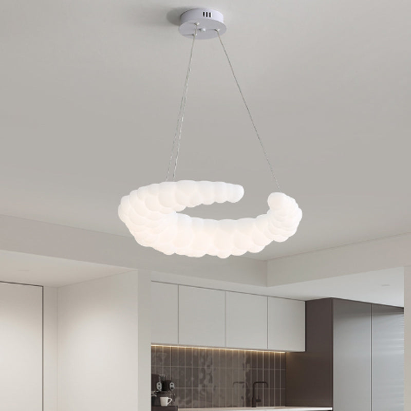 Lustre LED en fer et plastique minimaliste moderne pour salon 